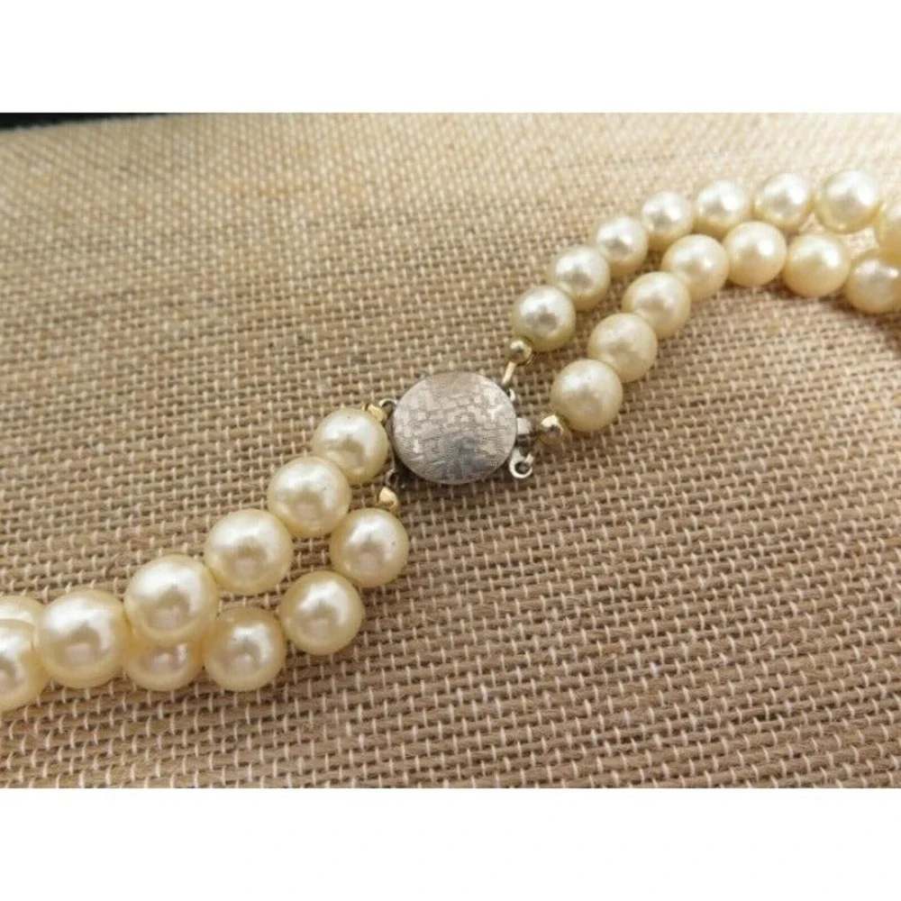 VINTAGE DOUBLE‎ ROW PEARL NECKLACE